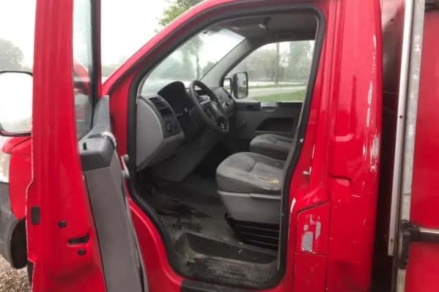 Volkswagen Transporter (2007) thumbnail 3
