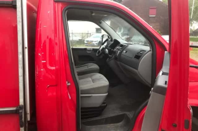 Volkswagen Transporter (2007) thumbnail 5