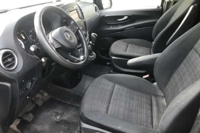 Mercedes-Benz Vito (2018) thumbnail 4
