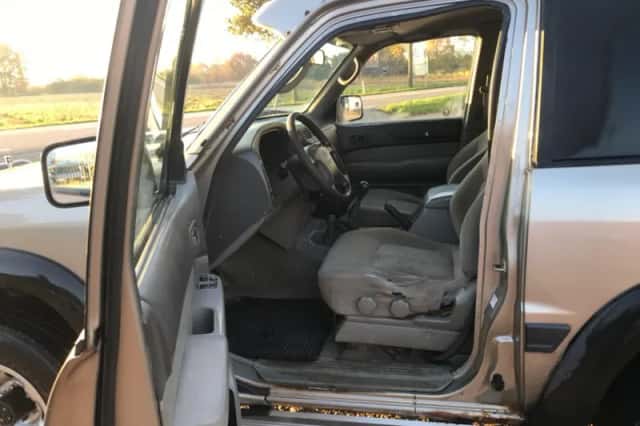 Nissan Patrol (2001) thumbnail 3