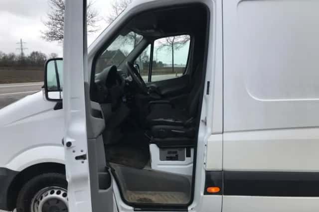 Mercedes-Benz Sprinter (2013) thumbnail 3