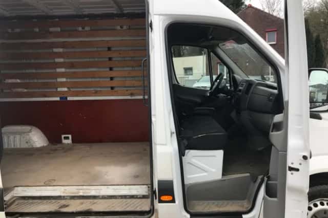 Mercedes-Benz Sprinter (2013) thumbnail 5