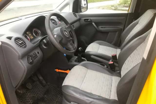 Volkswagen Caddy (2011) thumbnail 4