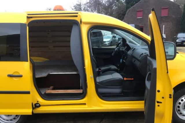 Volkswagen Caddy (2011) thumbnail 5