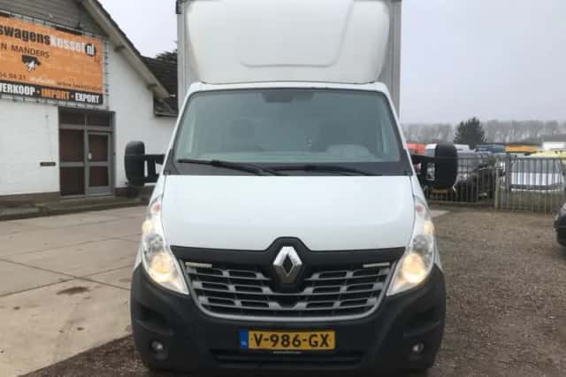 Renault Master (2017) thumbnail 2