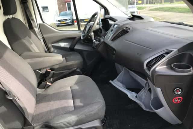 Ford Transit Custom (2013) thumbnail 6