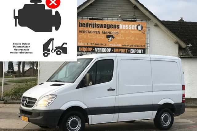 Mercedes-Benz Sprinter (2011) thumbnail 1