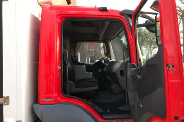 Mercedes-Benz Atego (2014) thumbnail 5