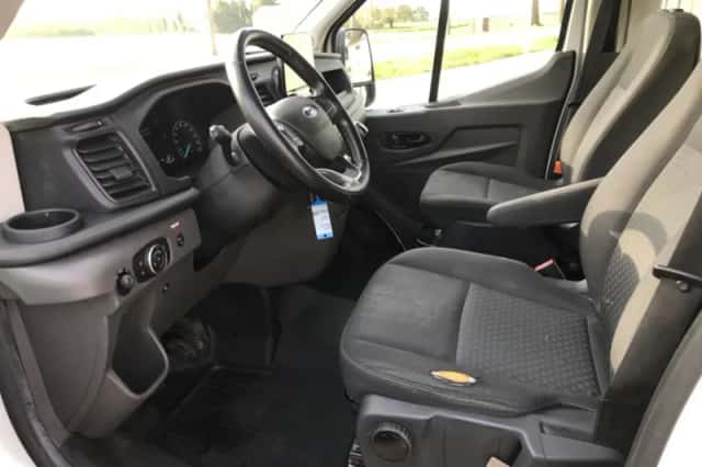 Ford Transit (2022) thumbnail 4
