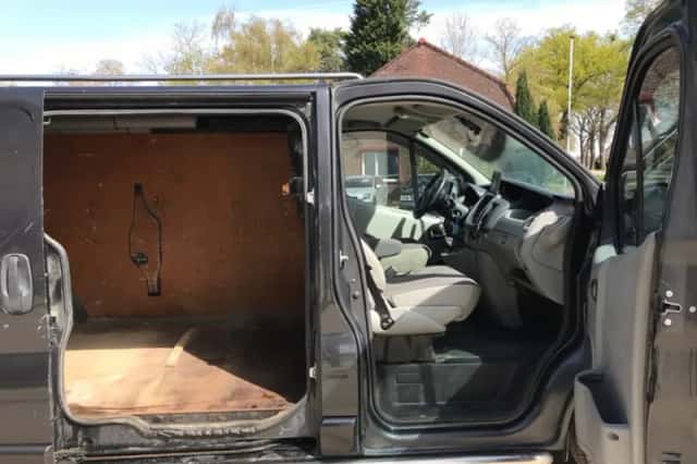 Opel Vivaro (2011) thumbnail 5