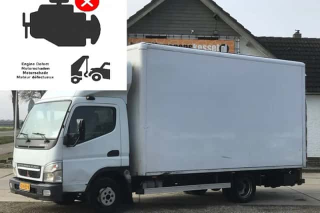 Mitsubishi Canter (2010) thumbnail 1