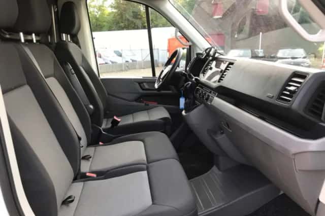 Volkswagen Crafter (2022) thumbnail 6