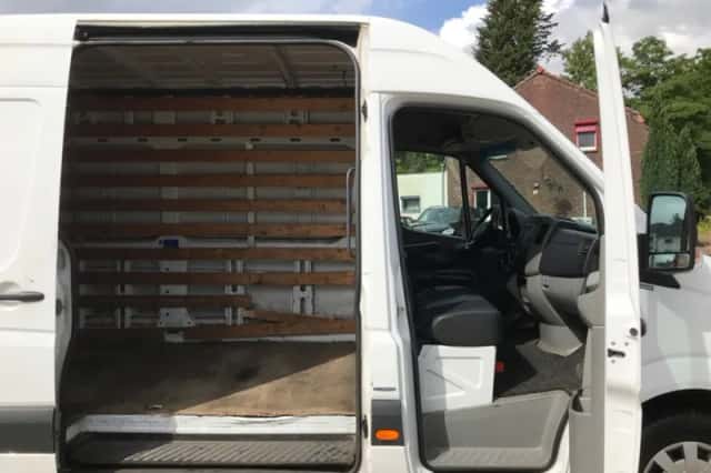 Mercedes-Benz Sprinter (2015) thumbnail 5