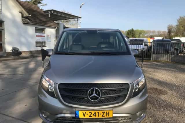 Mercedes-Benz Vito (2019) thumbnail 2