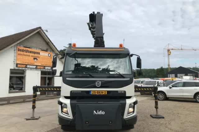 Volvo FMX (2018) thumbnail 3