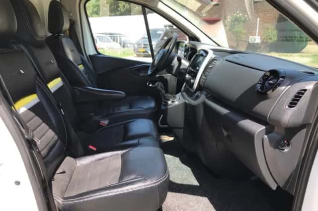 Opel Vivaro (2018) thumbnail 6