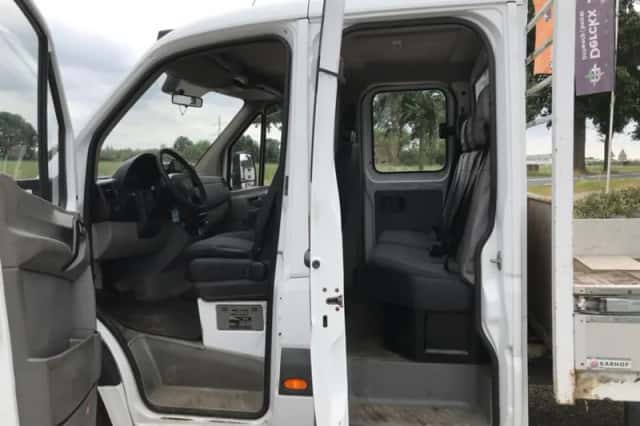 Mercedes-Benz Sprinter (2010) thumbnail 3