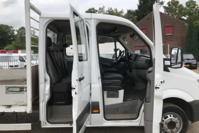 Mercedes-Benz Sprinter (2010) thumbnail 5