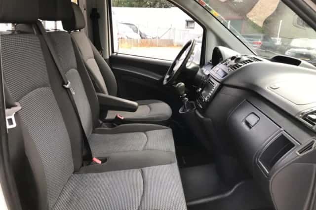 Mercedes-Benz Vito (2011) thumbnail 6