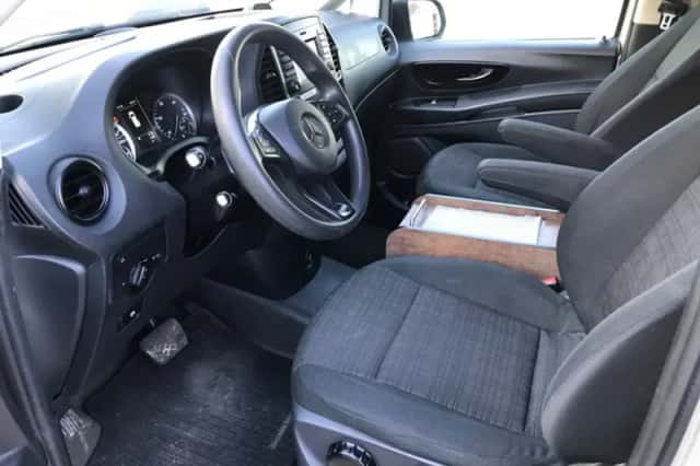 Mercedes-Benz Vito (2018) thumbnail 4