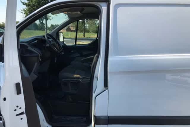 Ford Transit Custom (2014) thumbnail 3