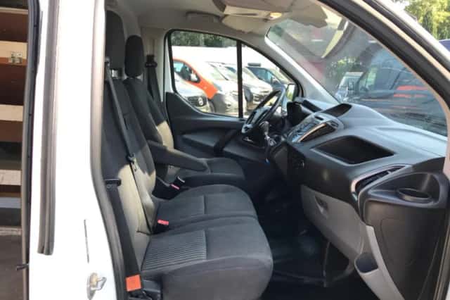 Ford Transit Custom (2014) thumbnail 6