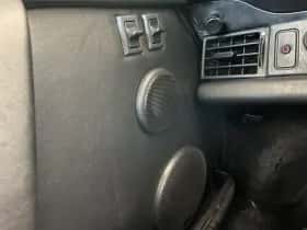 Porsche 911 (1988) thumbnail 11