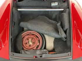 Porsche 911 (1988) thumbnail 23
