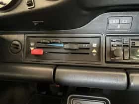 Porsche 911 (1988) thumbnail 25