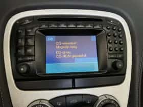 Mercedes-Benz SL-Klasse (2002) thumbnail 26