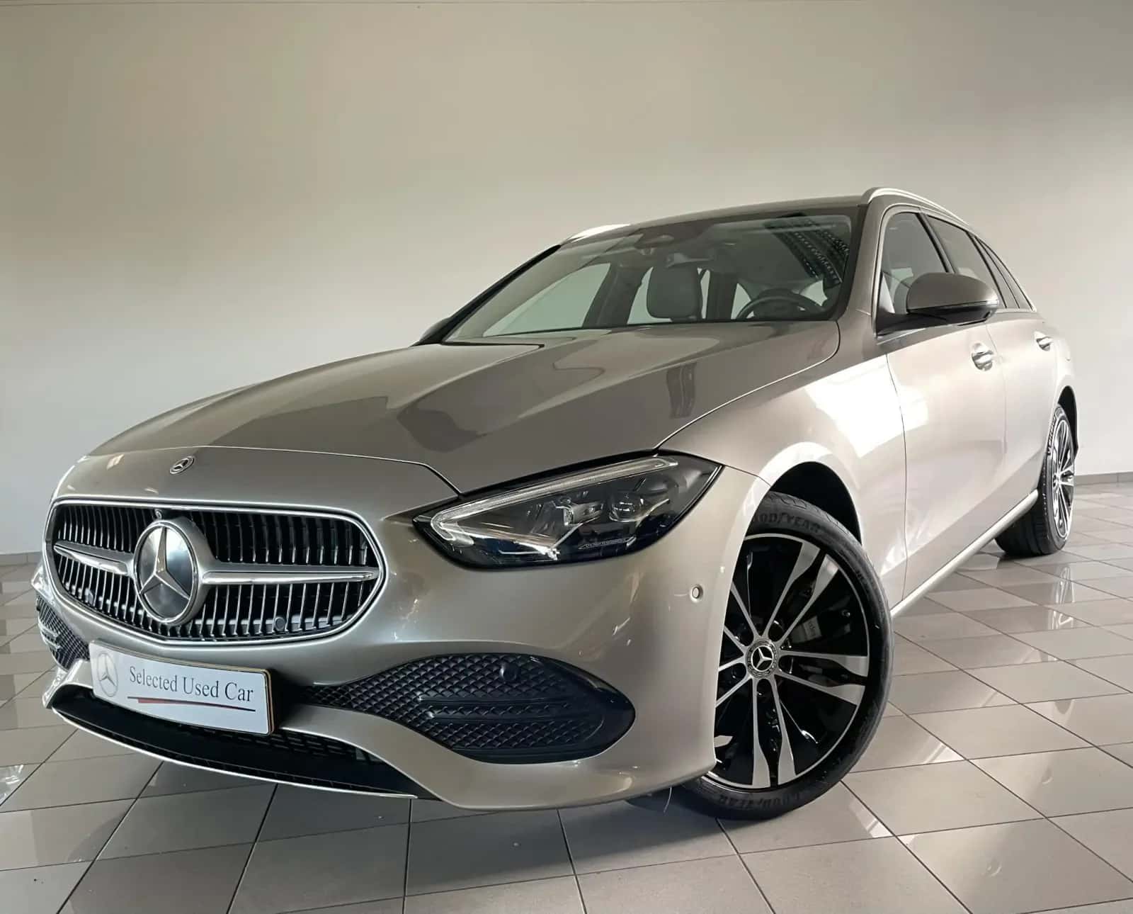 Mercedes-Benz C-Klasse (2023) — foto 1