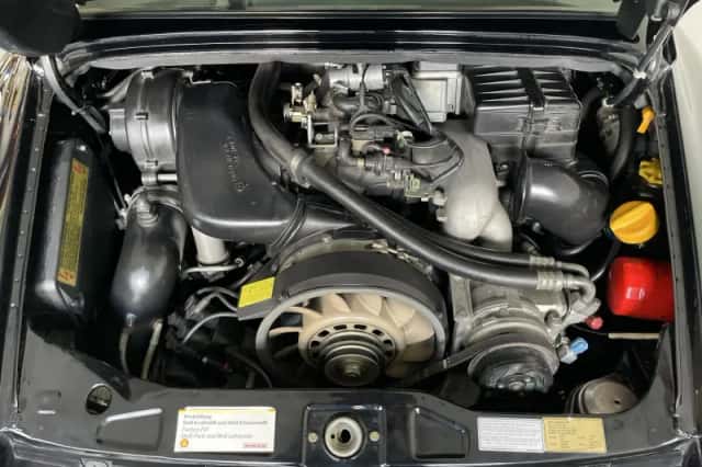 Porsche 911 (1990) thumbnail 20
