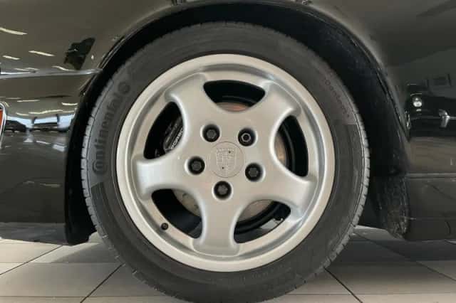 Porsche 911 (1990) thumbnail 3