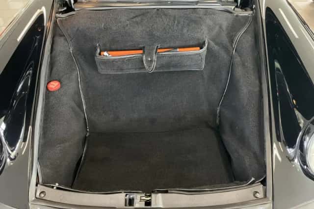 Porsche 911 (1990) thumbnail 6