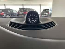 Porsche Taycan (2021) thumbnail 13