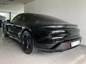 Porsche Taycan (2021) thumbnail 21