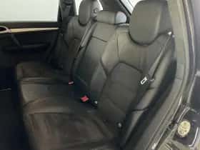 Porsche Cayenne (2009) thumbnail 23