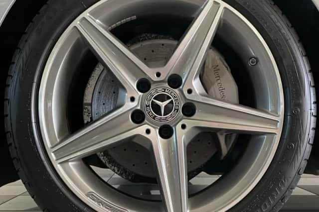 Mercedes-Benz C-Klasse (2018) thumbnail 3