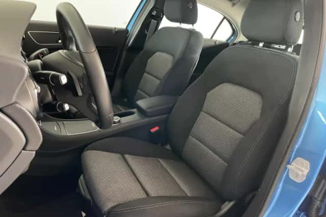 Mercedes-Benz A-Klasse (2016) thumbnail 6