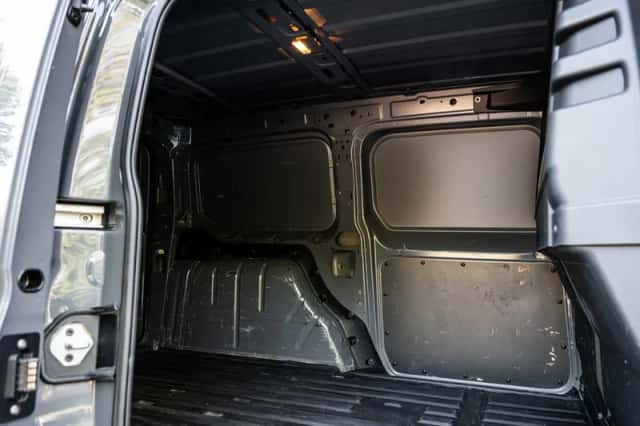 Volkswagen Caddy (2022) thumbnail 4