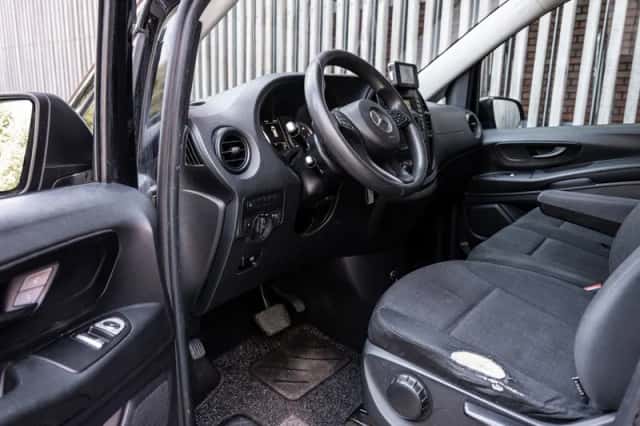 Mercedes-Benz Vito (2019) thumbnail 3