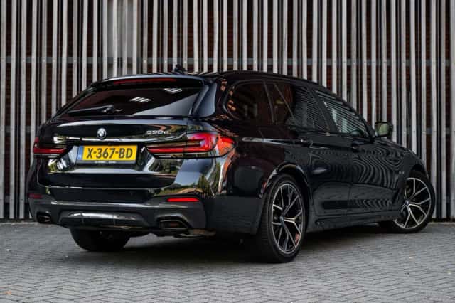 BMW 5-Serie (2023) thumbnail 2