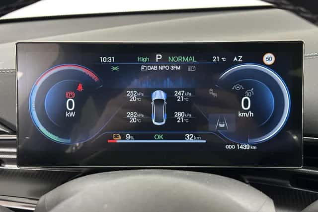 BYD Seal (2024) thumbnail 4