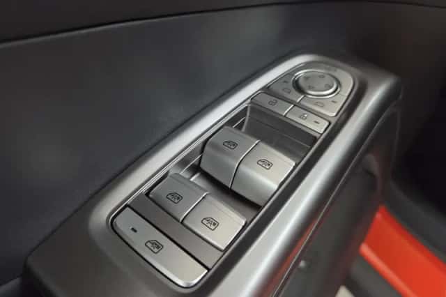 BYD Dolphin (2026) thumbnail 4