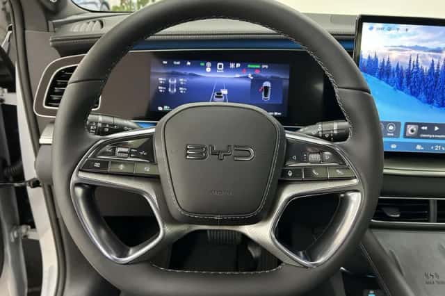 BYD SEALION (2026) thumbnail 3