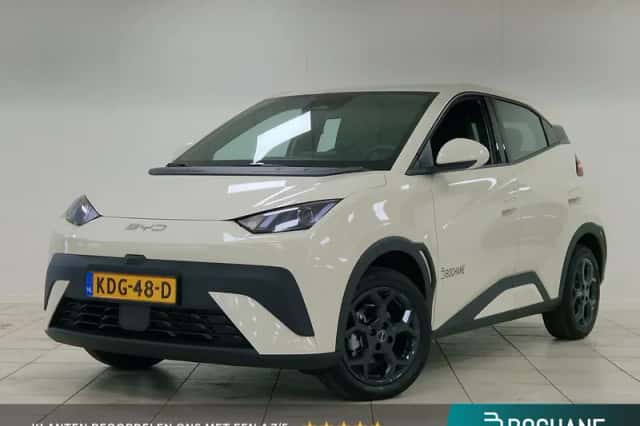 BYD Dolphin (2026) thumbnail 1