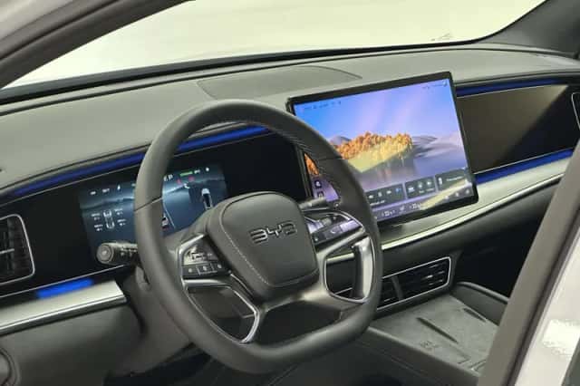 BYD SEALION 7 (2026) thumbnail 3
