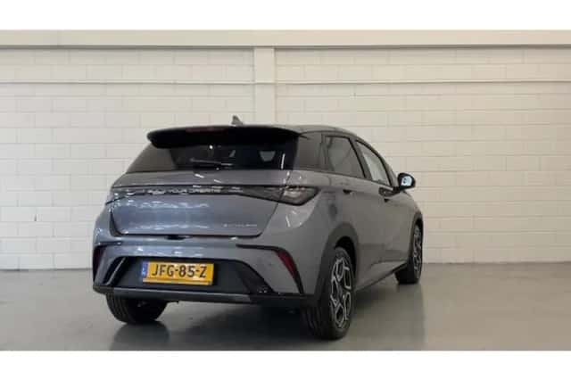 BYD Dolphin (2025) thumbnail 4