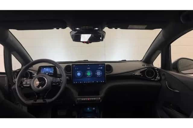 BYD Dolphin (2025) thumbnail 5