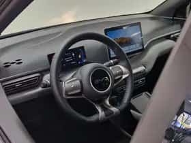 BYD Dolphin (2026) thumbnail 13
